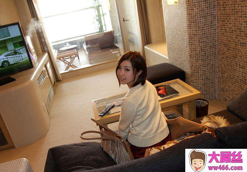 中川美香ミニマムキュートなお姉さんのハメ撮りセックス画像
